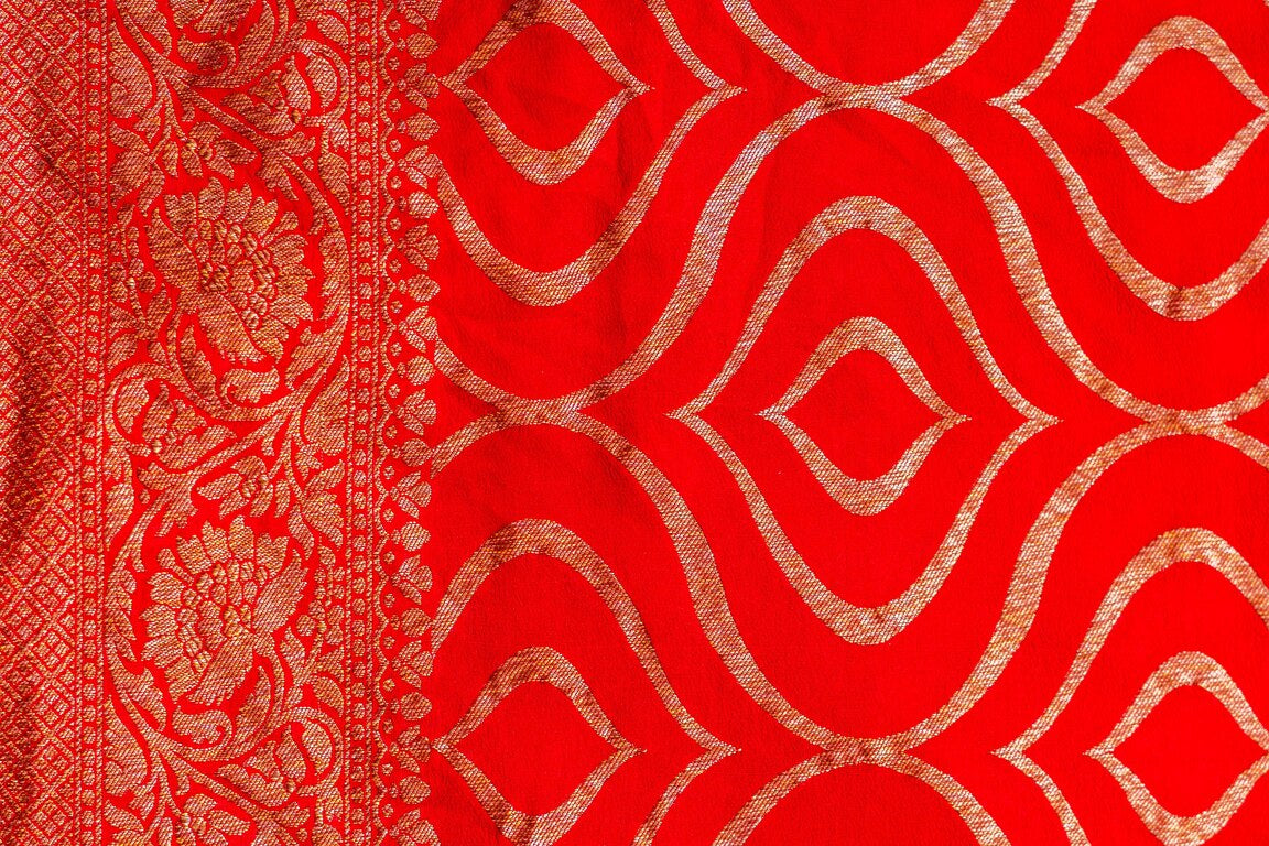 Red Crepe Silk Handwoven Banarasee Saree