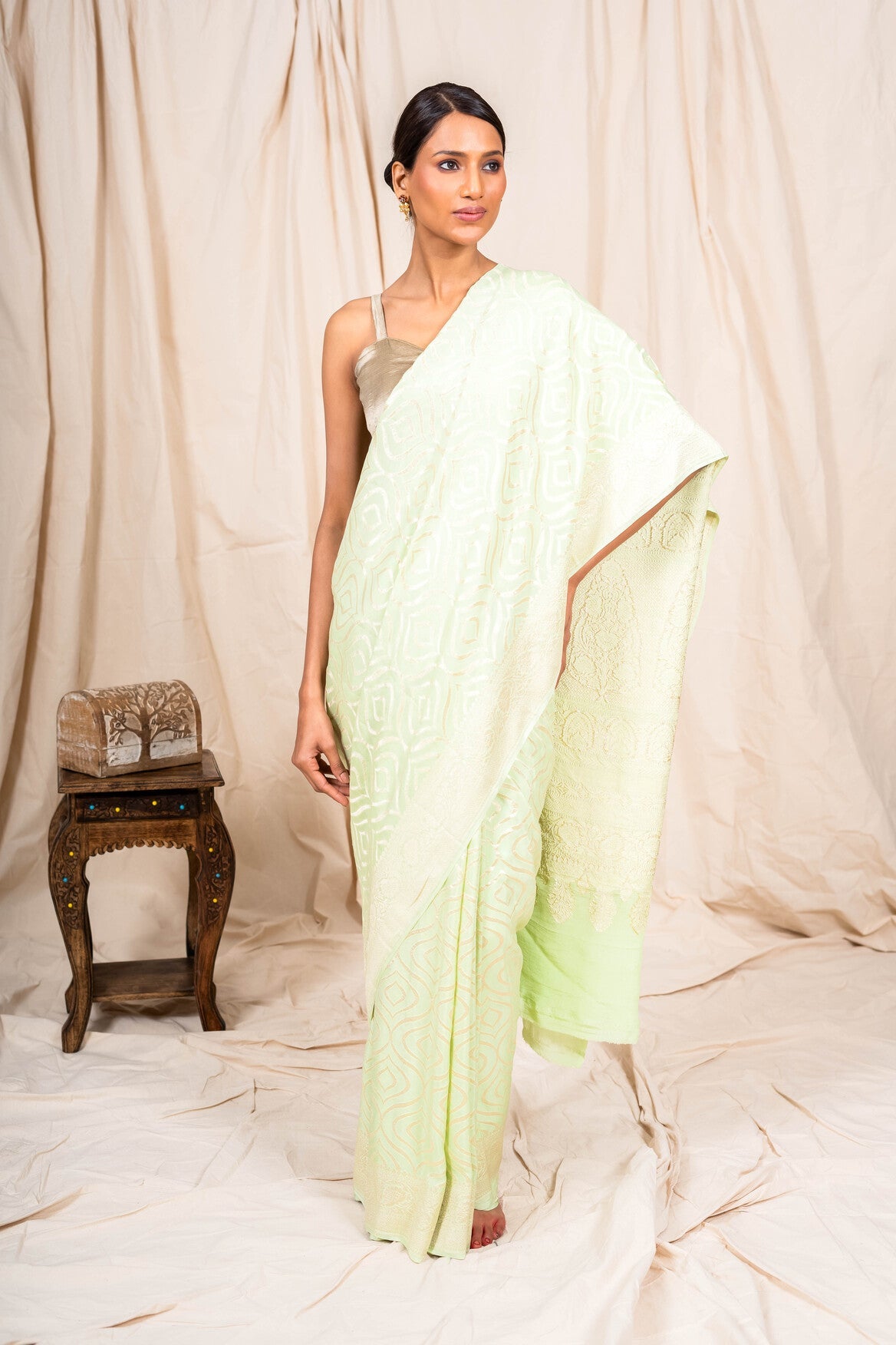 Pastel Sea Green Crepe Silk Handwoven Banarasee Saree