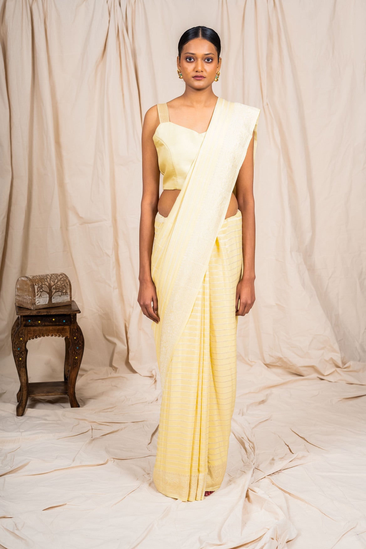 Pastel Gold Crepe Silk Handwoven Banarasee Saree