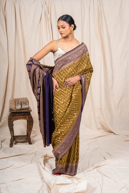 Dhani Green Crepe Silk Banarasee Saree