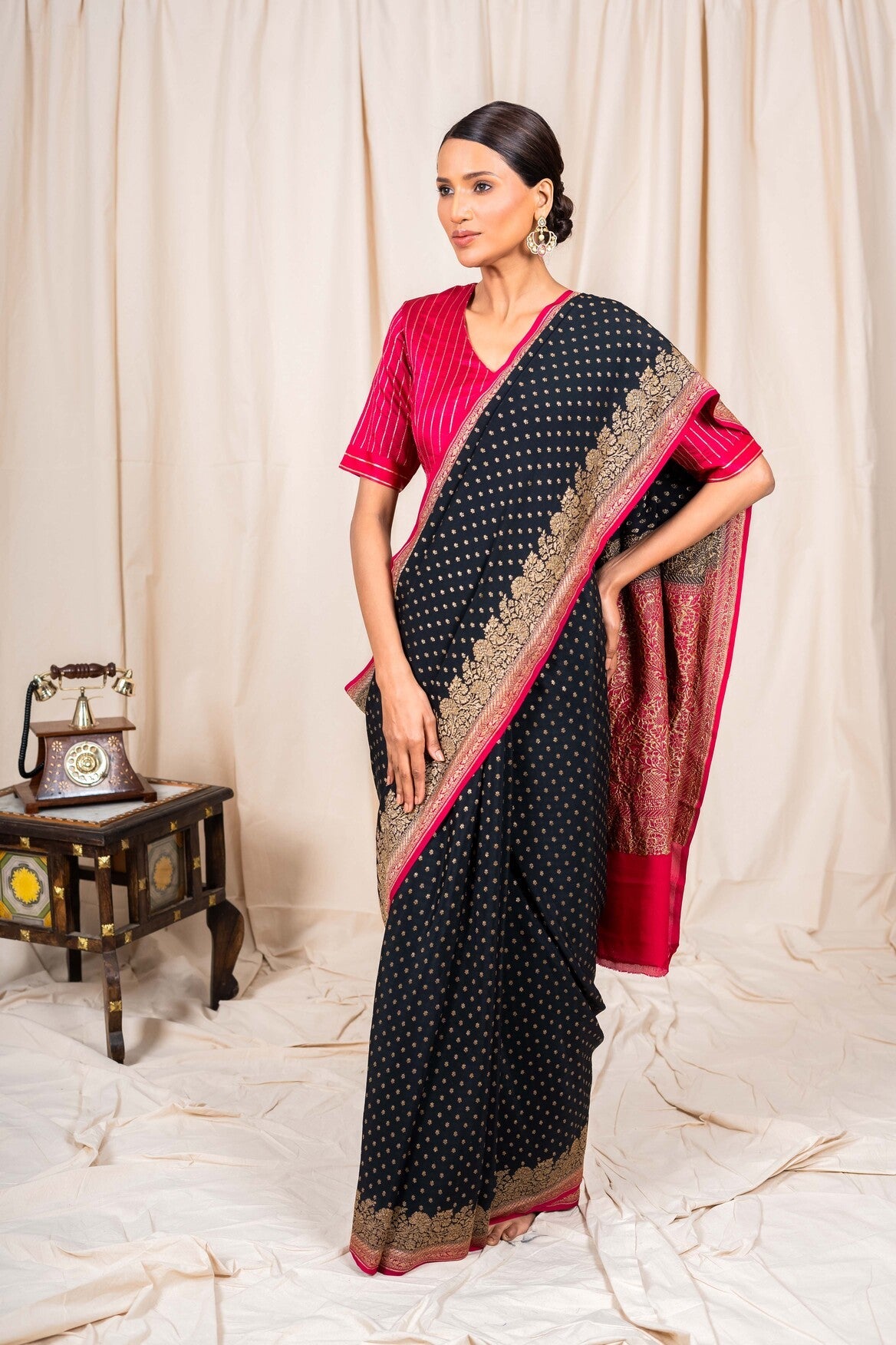 Black Crepe Silk Handwoven Banarasee Saree