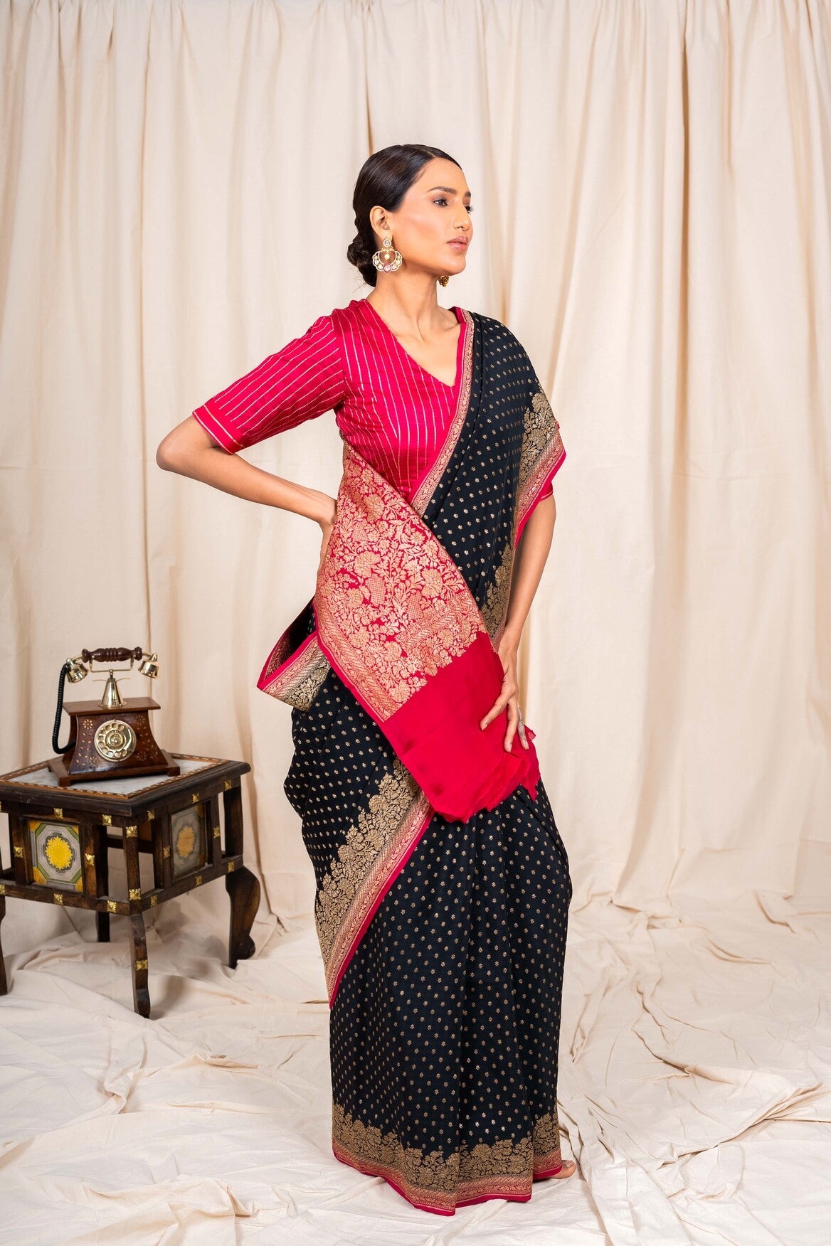 Black Crepe Silk Handwoven Banarasee Saree