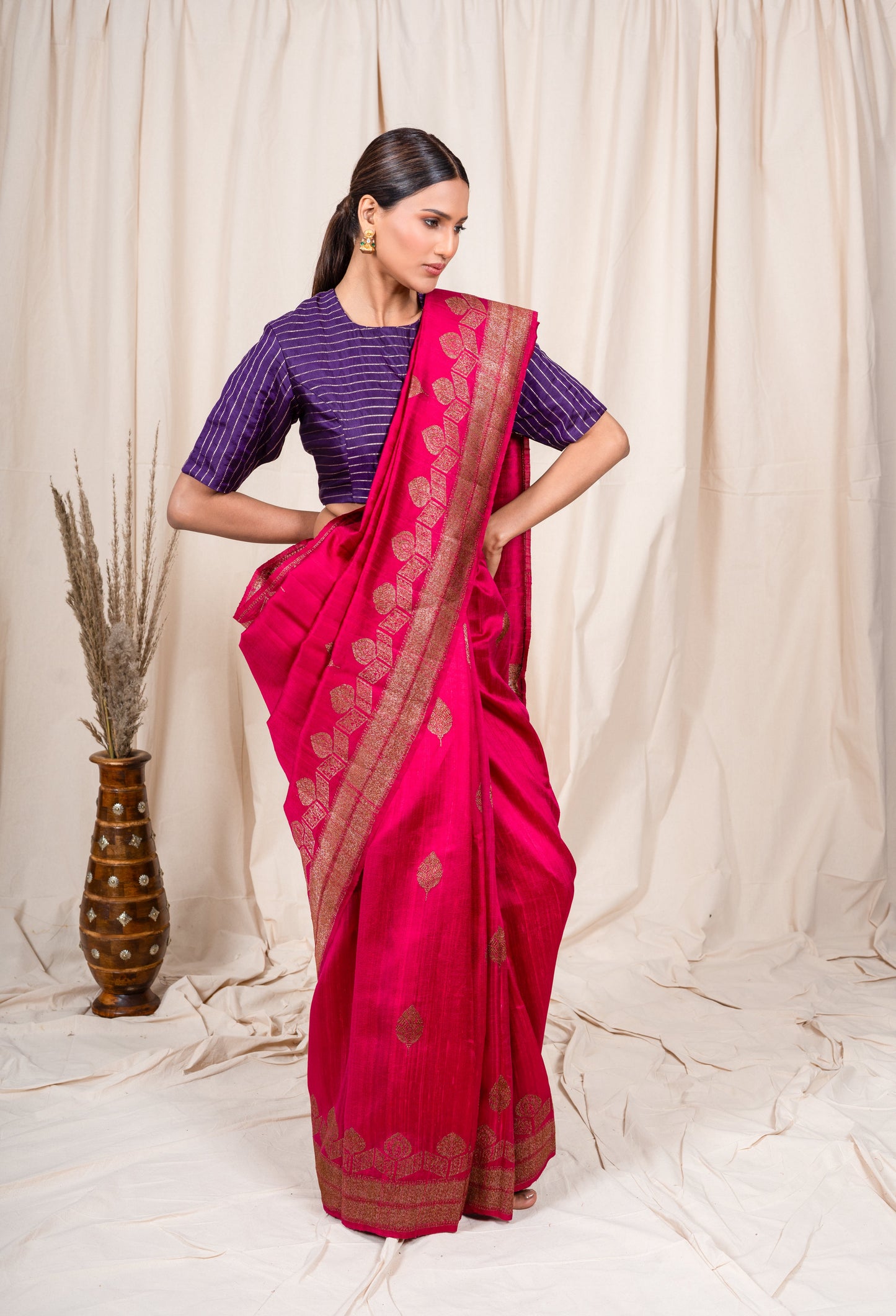 Raani Pink Raw Silk Handwoven Banarasee Saree