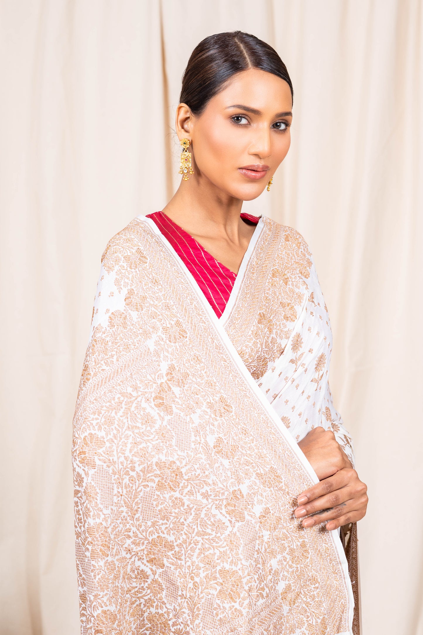 Off White Banarasee Handwoven Saree