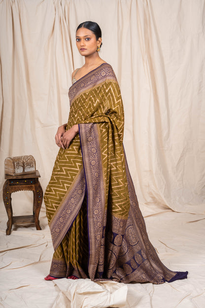 Dhani Green Crepe Silk Banarasee Saree