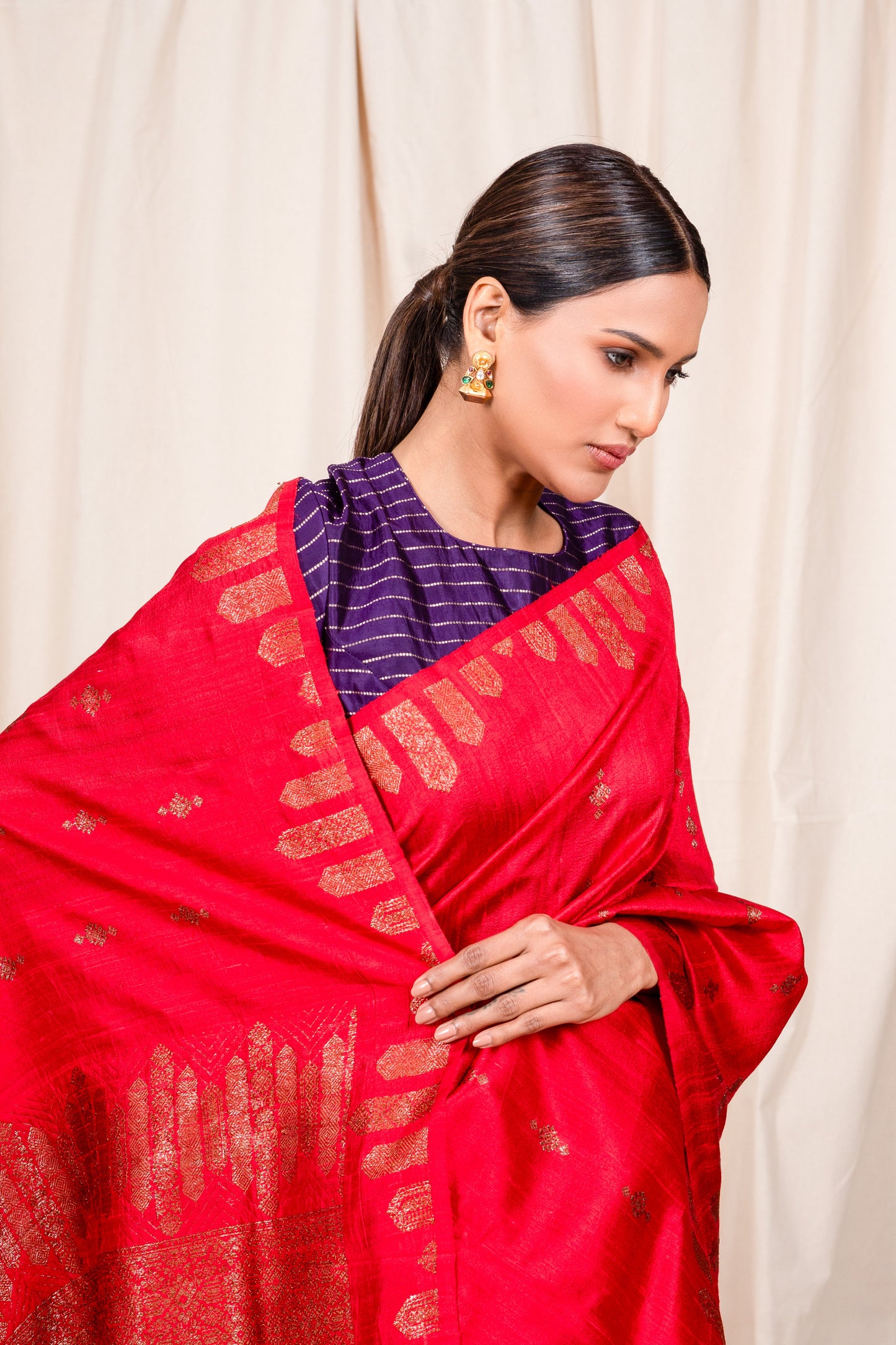 Red Raw Silk Handwoven Banarasee Saree