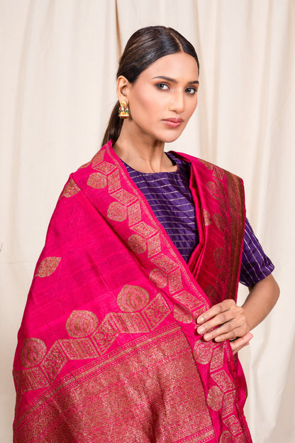 Raani Pink Raw Silk Handwoven Banarasee Saree
