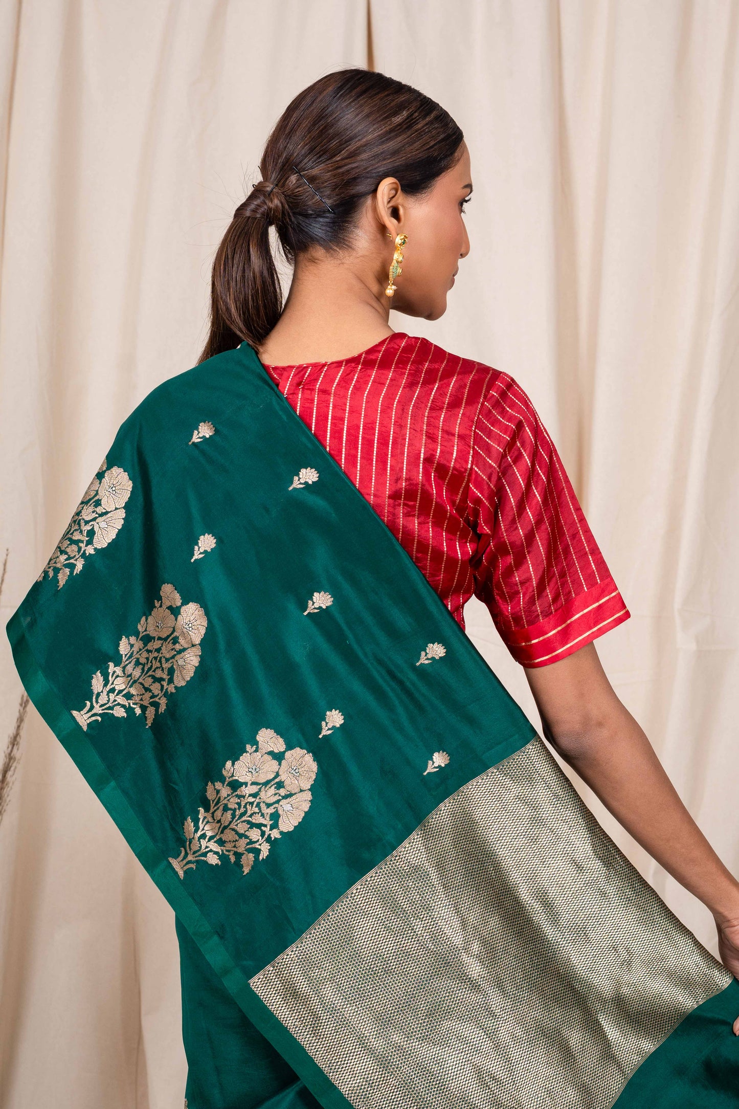 Bottle Green Soft Silk Handwoven Banarasi Saree