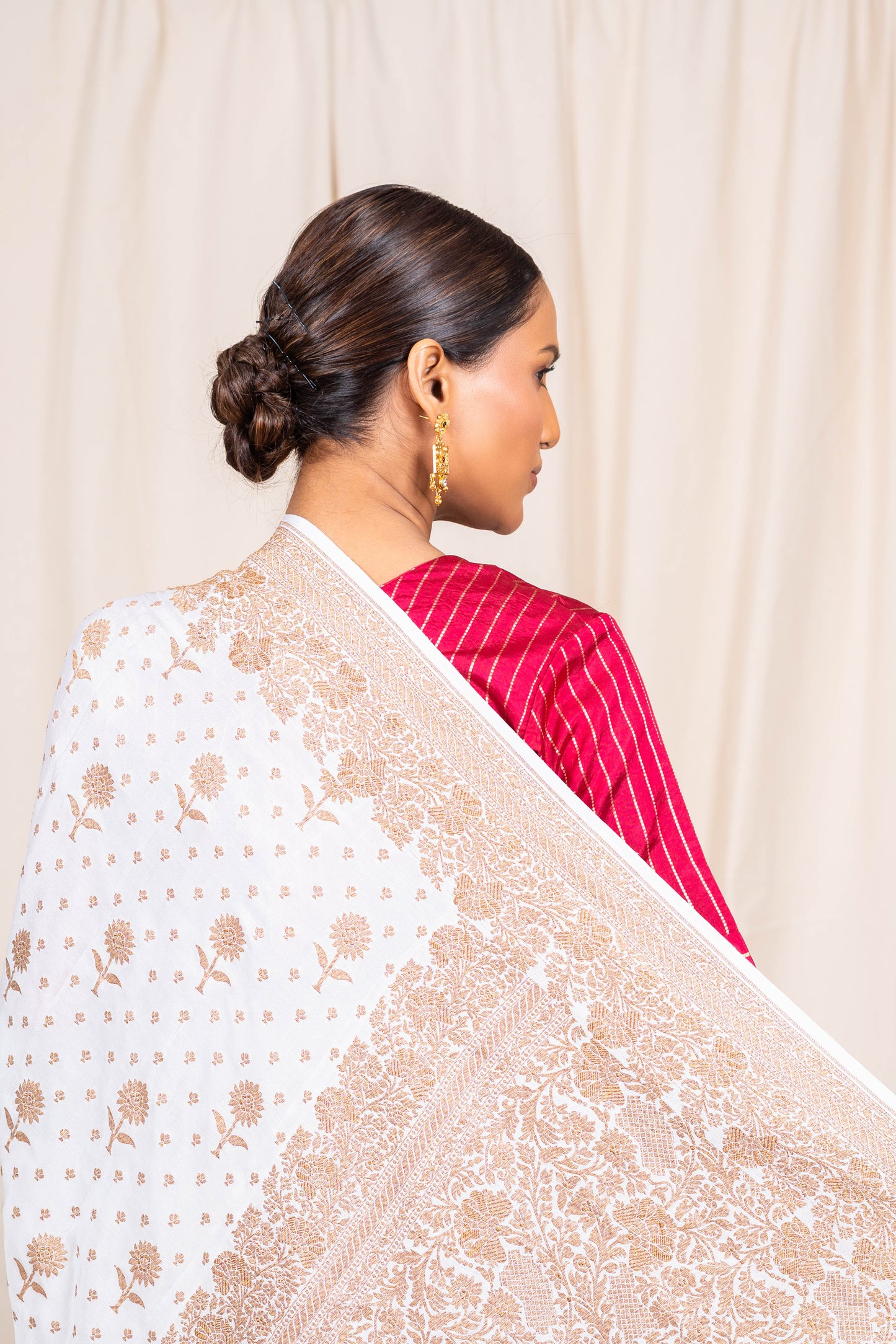 Off White Banarasee Handwoven Saree