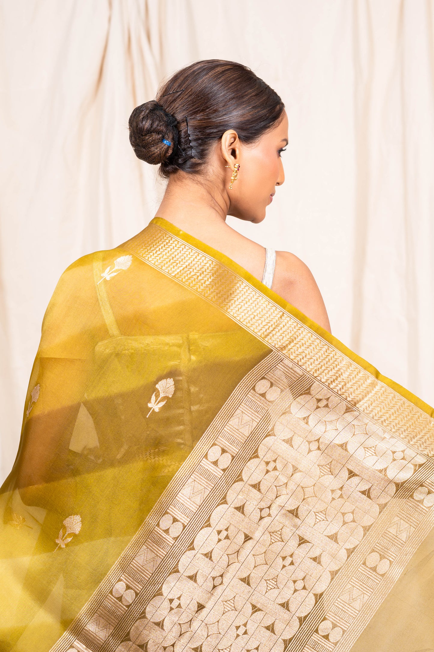 Mehendi Green Organza Handwoven Banaras Saree