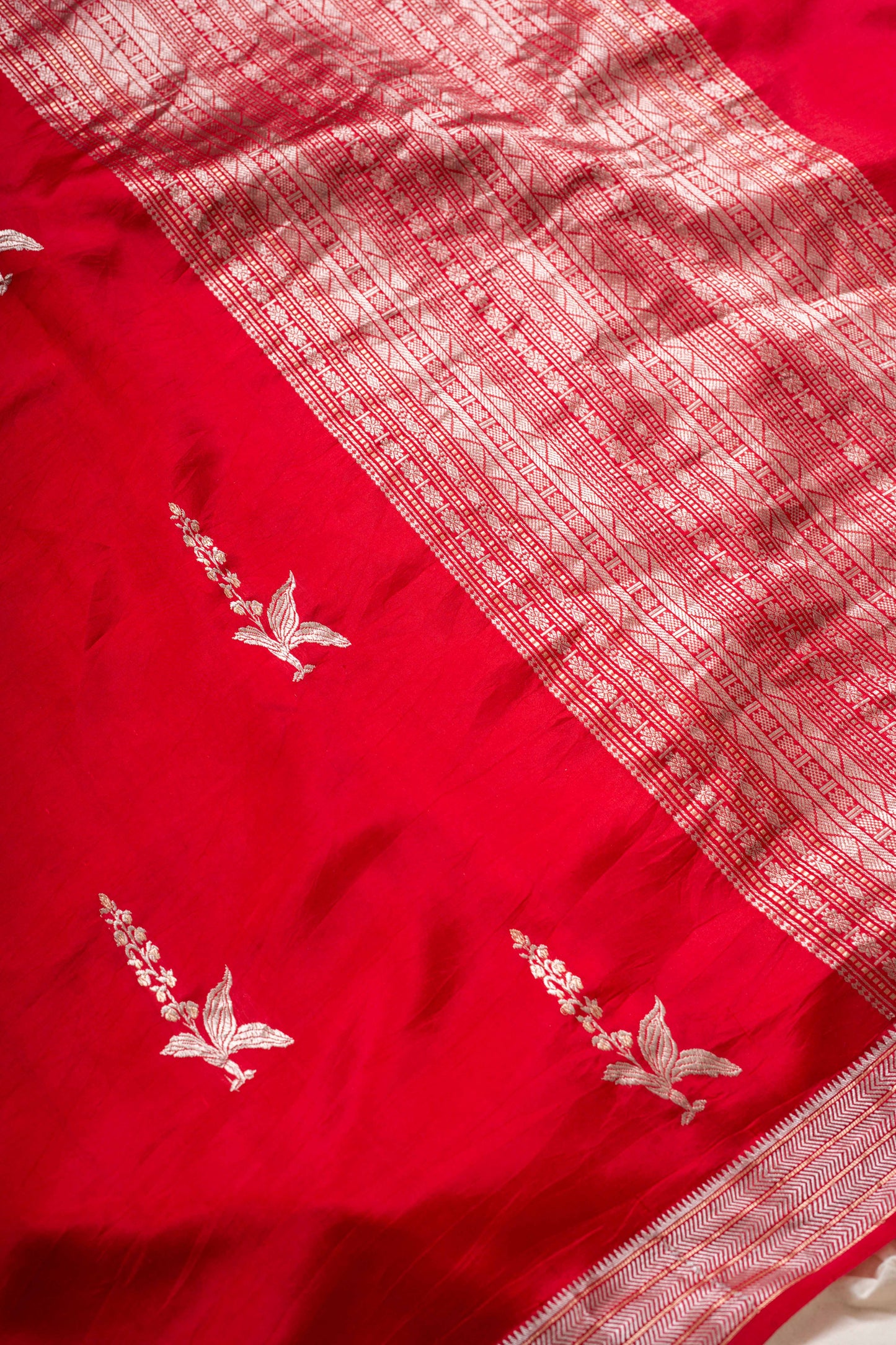 Red Soft Silk Handwoven Banarasee Saree