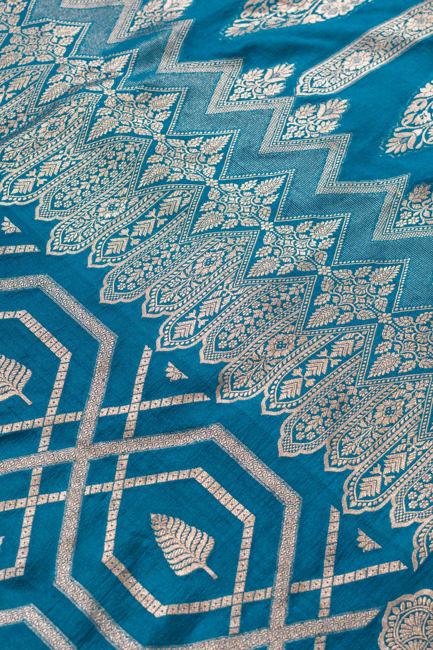 Pink Organza Handwoven Banaras Saree