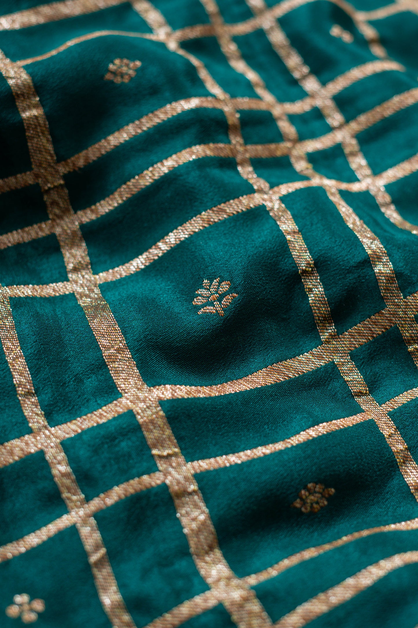 Bottle Green Banarasee Handwoven Saree