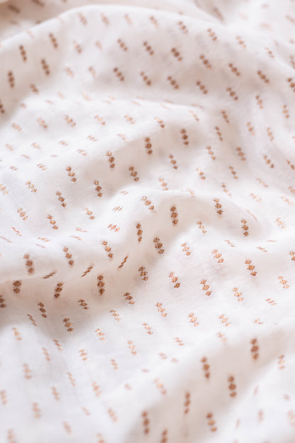 Off White Banarasee Handwoven Saree