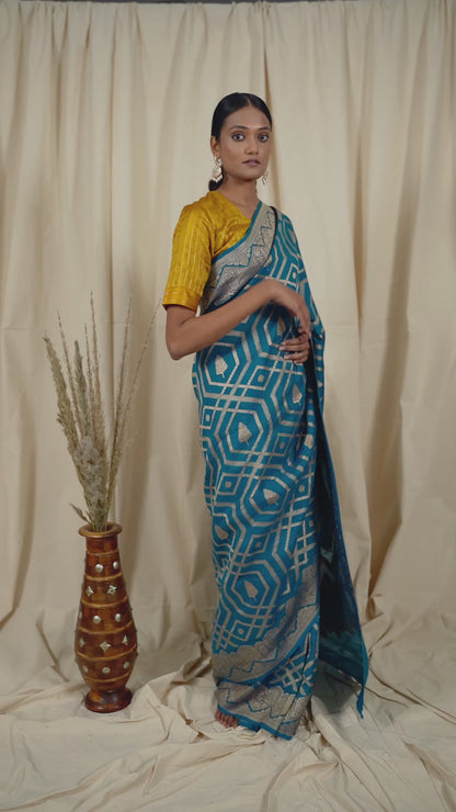 Pink Organza Handwoven Banaras Saree