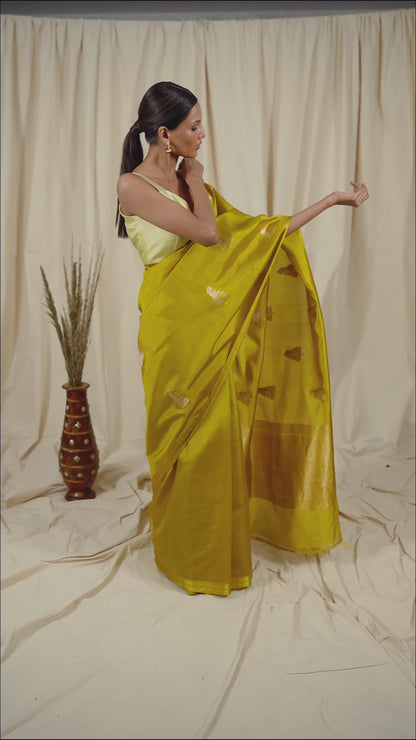 Golden Yellow Soft Silk Handwoven Banaras Saree
